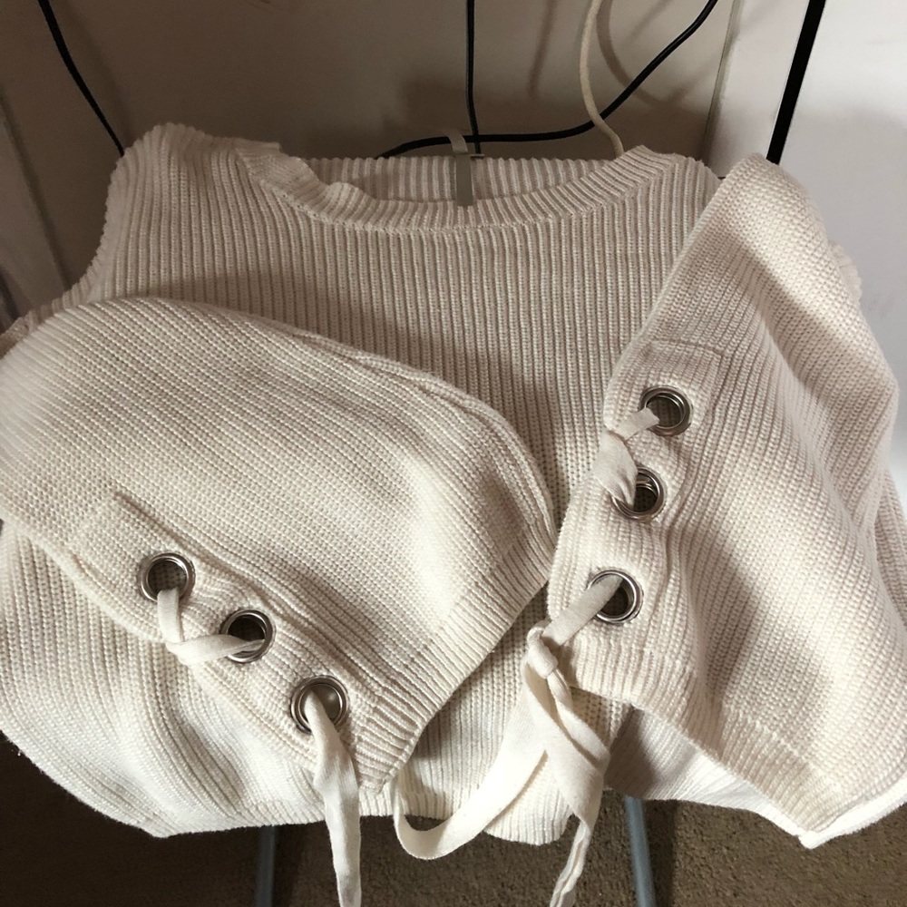 mono B  crop sweater